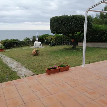 La Sulla Scogliera Holiday home